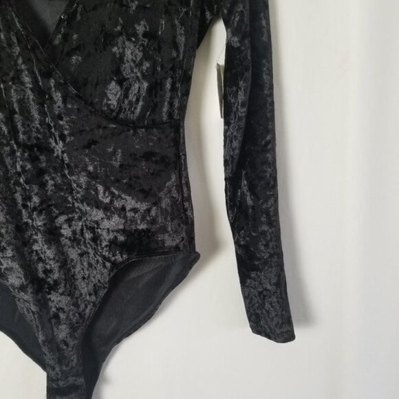 NWT Trouve velvet black V-neck body suit size S (130) - Picture 7 of 10